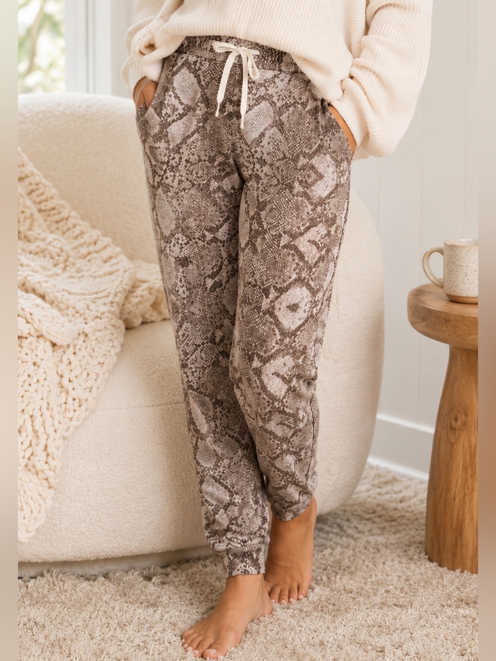PJ Salvage Snake Bite Feather Knit Jogger Cocoa Small NWT